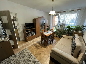 Predaj útulného 2-izbového bytu s loggiou v Tatranskej Lomni - 12