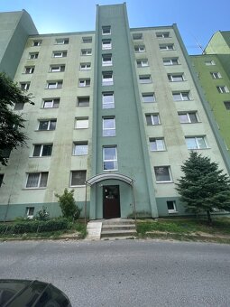 Prenájom komplet novozrekonštruovaný 2 - izbový byt VK - 12