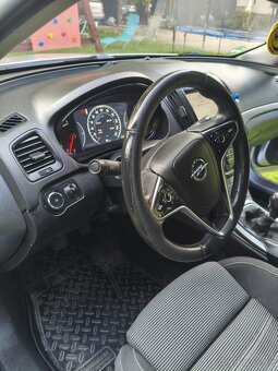 Insignia 2.0 CDTI 142k Eco - 12