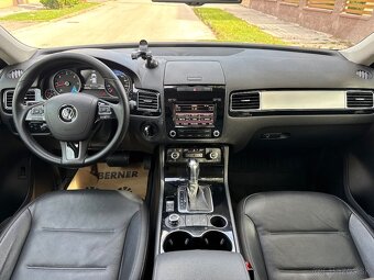 Volkswagen Touareg 3.0TDI 4motion - 12
