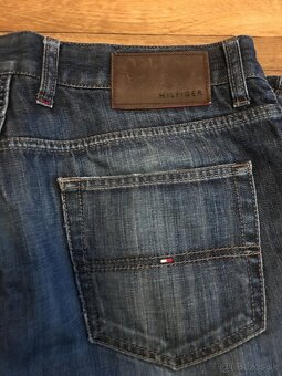 TOMMY HILFIGER originál pánske rifle w34/l34 - 12