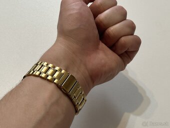 Zlaté Apple Watch series 7 ako nové - 12