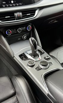 ALFA ROMEO STELVIO 2.2 JTD  Aut.ZF 8st./140kW/ Sprint - 12