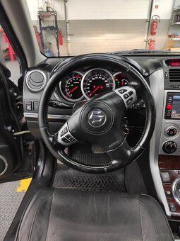 Suzuki Grand Vitara benzín+LPG - 12