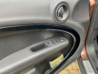 Mini Countryman Cooper D ALL4 - 12