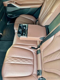 BMW X7 M50d 2020.8 TOP STAV A BEZ INVESTICIÍ - 12