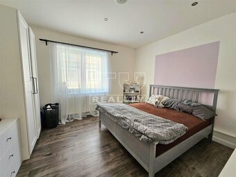 4 izbový rodinný dom v centre Levíc- kompletná... - 12