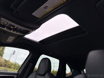 Porsche Cayenne S (Bez vzduchového podvozku) - 12