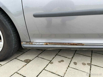 Volksvagen Golf 5 - 12