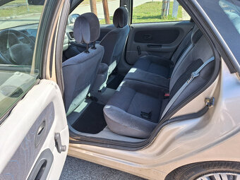 Renault Laguna 1.8 16V Initiale - AJ NA SPLÁTKY OD 19,90e - 12