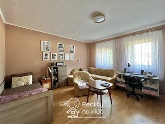 Na predaj 3-izbový rodinný dom s garážou v obci Bánov - 12