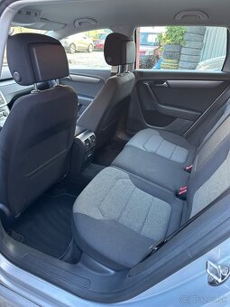 Volkswagen VW Passat B7 Combi 2.0 TDI 100kw Comfortline - 12