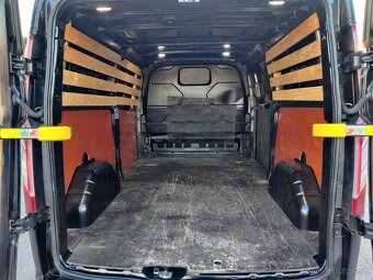 Ford Transit - 12