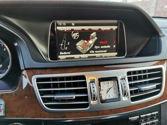 Mercedes E500 - 12