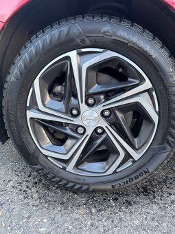 Hyundai i30 1.5 DPi - 12