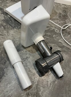 Bosch mum 4880/05 kuchynský robot 600w - 12