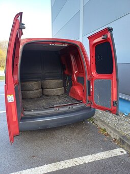 VW Caddy 1,6 tdi - rok 2014 - 1 majiteľ - pravidelný servis - 12