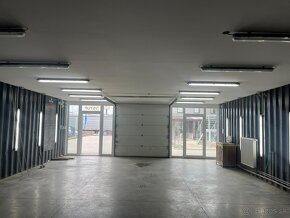 Obchodný priestor / Showroom + sklad - 12