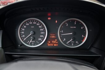 BMW Rad 5 Touring 530d 170kw - 12