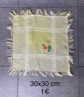 Retro ručne vyšívané kvetinkové obrusy aj iné. - 12
