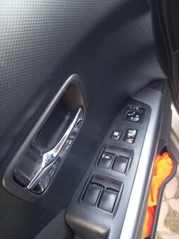 Mitsubishi outlander 2.0 4×4. - 12