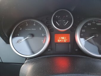 Peugeot 207 - 12
