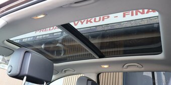 Volkswagen Touran 2.0 TDI Highline DSG - 12