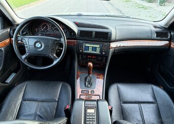 BMW 730d E38 - 12