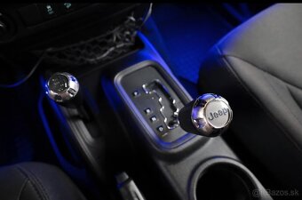 Jeep Wrangler/ Rubicon 3.6 / V6 / 4x4/ R20 - 12