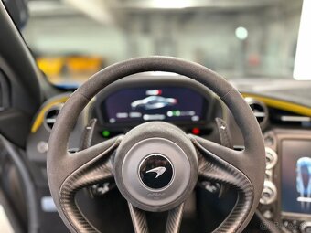 McLaren 720S - MSO Paris Blue - Carbon Packs 2, 3 + 4 - 12