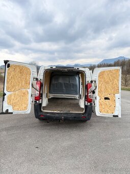 Peugeot Expert 2.0 HDi - 12