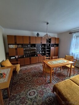 Predám rodinný dom 155 m2, pozemok 1592 m2, obec Trakovice - 12