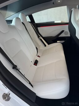 Tesla 3 Highlight performance 0-100km/h 3.1s - 12