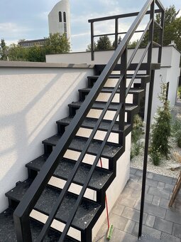 Strechy •Stavebné práce • Výstavba domov • Šalovanie - 12