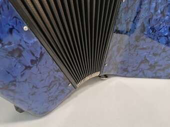 akordeon delicia junior 60 basovy - 12