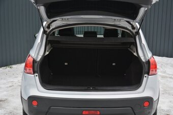 Nissan Qashqai 1.60 Benzín - 12