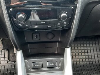 Suzuki vitara 1.6 benzín r.v. 2017 - 12