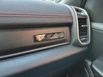 DODGE RAM 1500 5,7 HEMI BLACK WIDOW 16000km - 12