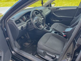 VW Volkswagen Jetta 1.2Tsi - 12