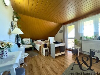 4 IZBOVÝ RD S GARÁŽOU, POZEMOK 960M2, BREZOVÁ POD BRADLOM - 12