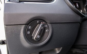 Škoda Octavia 3 Combi 2.0 TDI DPF RS - 12