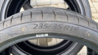 235/35 R19 letné pneu - 12