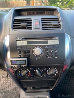 Suzuki SX4 - 12