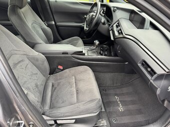 Lexus UX 250h odpočet DPH - 12