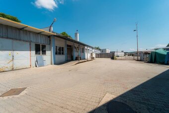 Na predaj polyfunkčný objekt na pozemku 4609 m2, TN - Zámost - 12