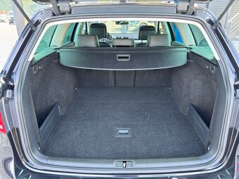 Volkswagen Passat Variant 2.0 TDI 4MOTION 2011 211000km - 12