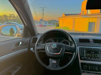 Škoda Octavia Rs 2.0TDI SEDAN 2011 manuál 224 000km - 12