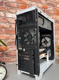 Ryzen 7 5700X\16GB\RTX 3080\SSD\850W Zdroj - 12