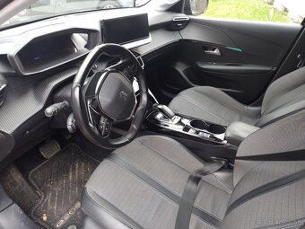 Peugeot 208-e Elektro - 12