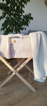 Mojžišov košík - 12